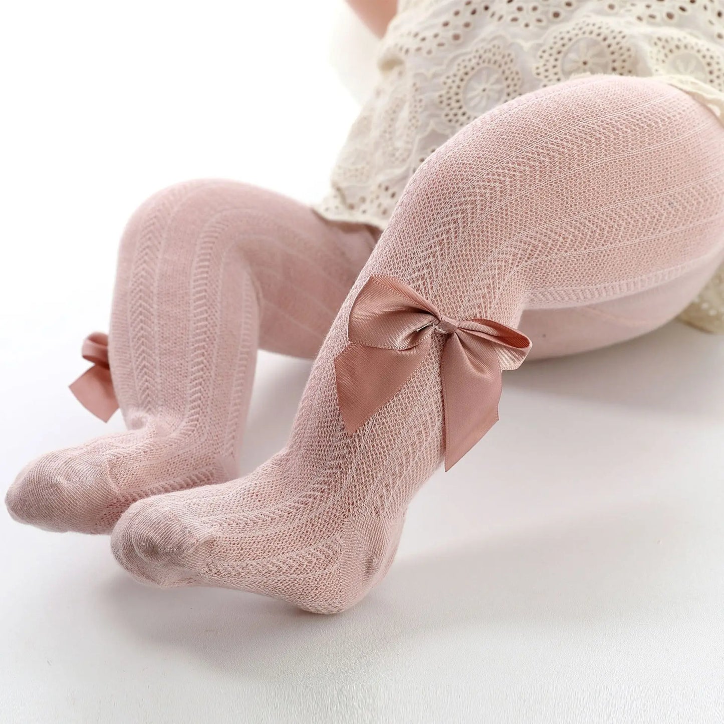 278-Collants Bébé Filles avec Nœud en Dentelle - Élégance et Confort pour Toutes les Saisons