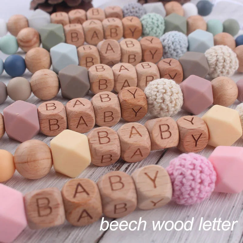 352-Attache-sucette Personnalisée avec Perles en Silicone – Un Accessoire Indispensable pour Bébé