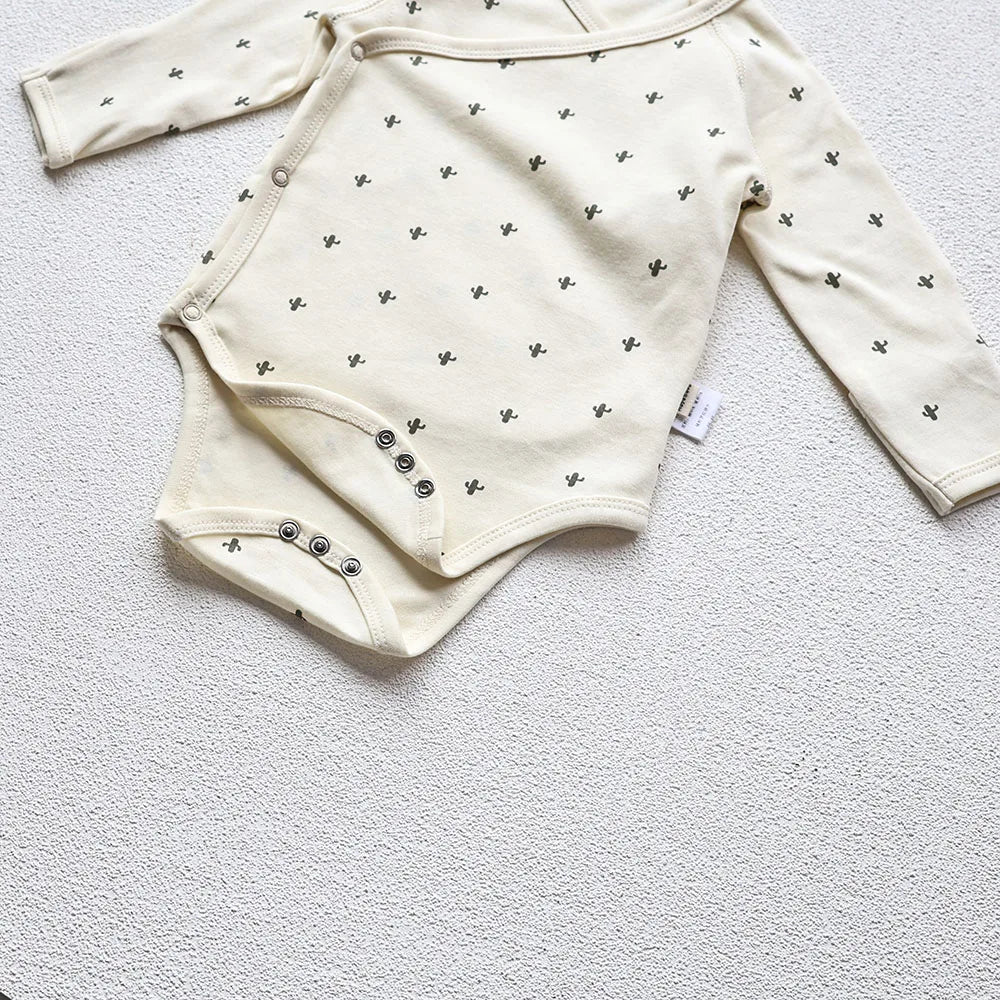 098- Bodysuit en Coton Long à Manches Longues pour Bébé - Confort et Style au Quotidien
