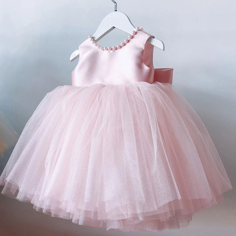 109A-Robe de Baptême Fille avec Nœud : Élégance et Confort pour les Moments Spéciaux de Votre Petite Princesse