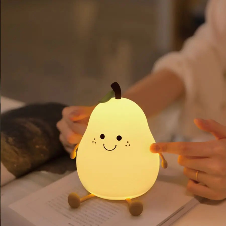 582-Lampe de Nuit LED en Forme de Poire – Un Éclat de Couleur pour les Enfants !