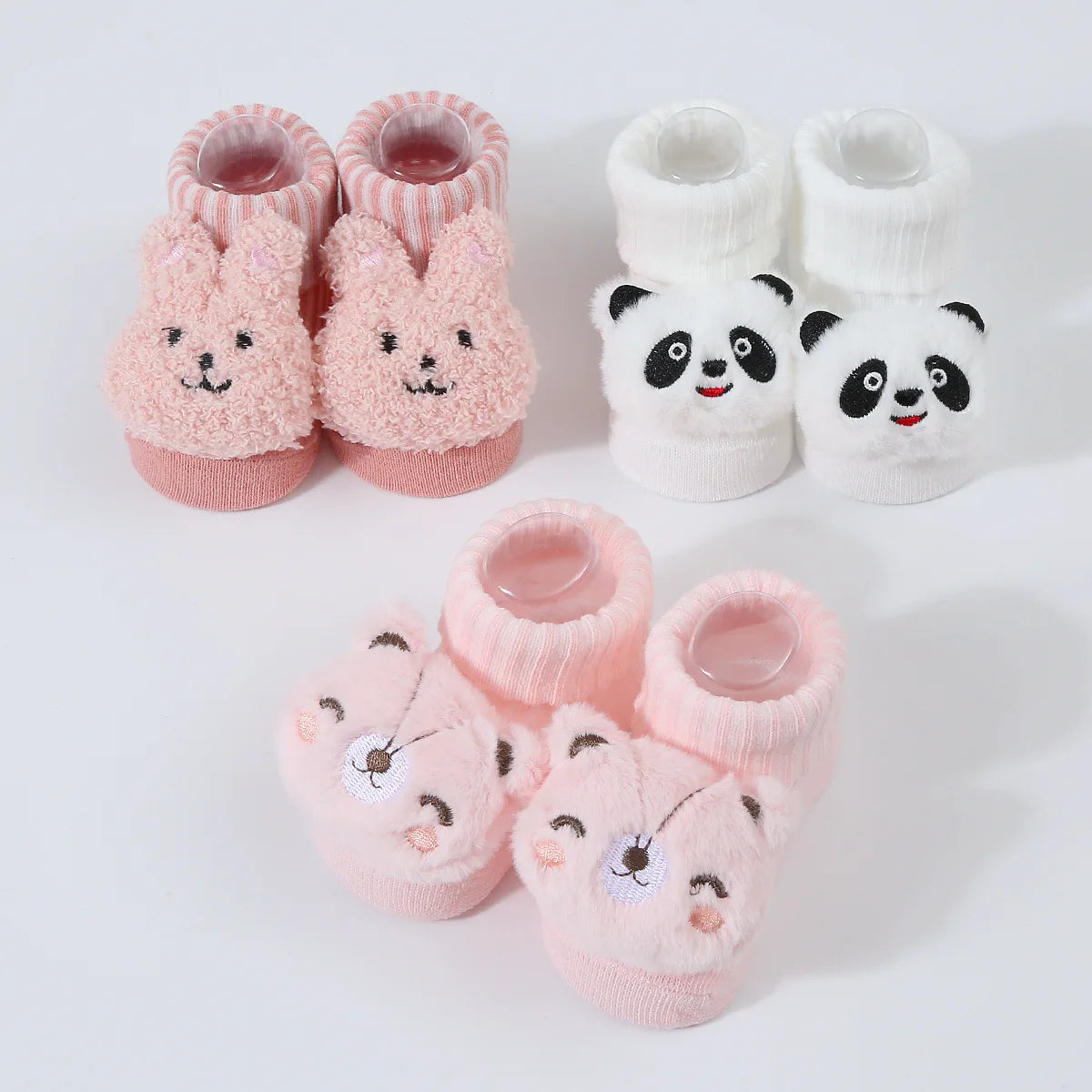 116-Chaussettes Bébé Douces avec Poupée Cartoon – Premiers Pas et Confort