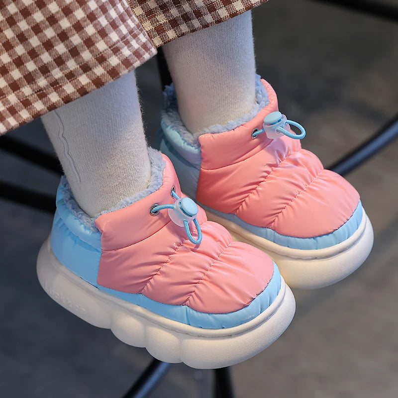 260-Pantoufles d'Hiver Imperméables en Coton pour Enfants - Confort et Fun !