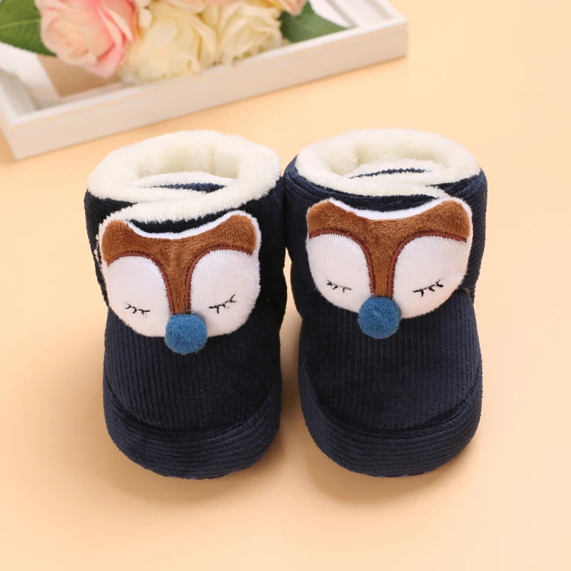 047-Chaussons Bébé d’Hiver – Douceur et Confort pour les Premiers Pas