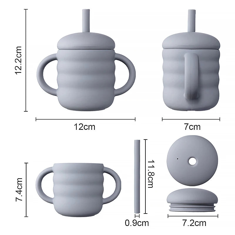 330-Tasse en Silicone pour Bébé avec Paille – 150ml – Sans BPA, Anti-Fuite et Portable
