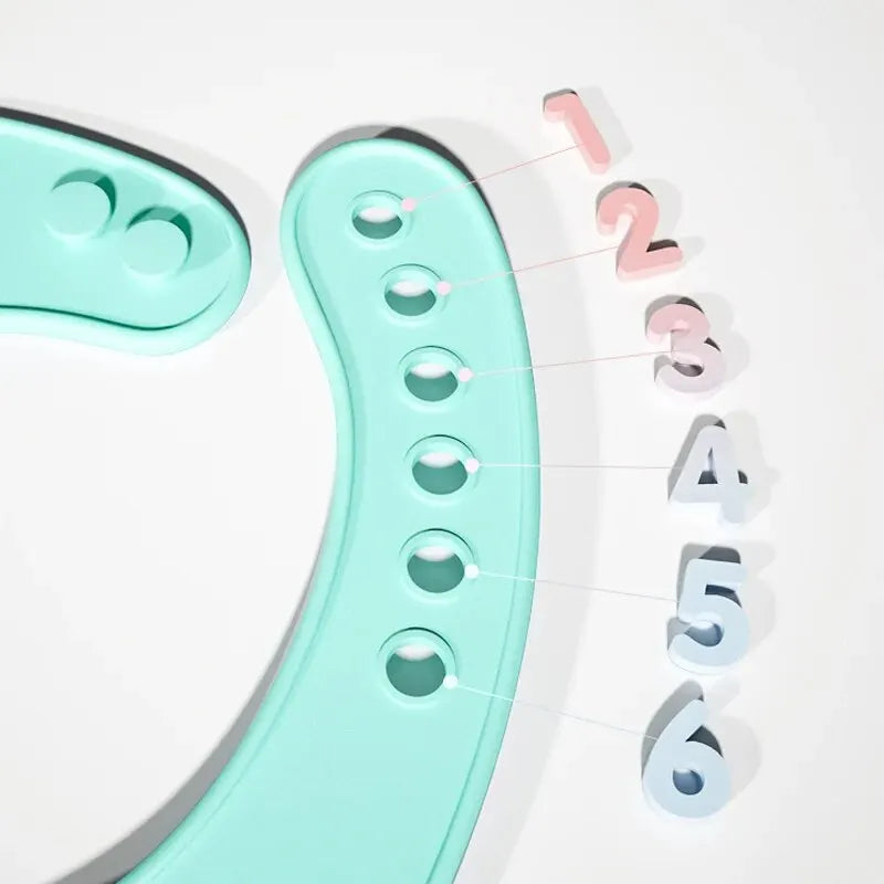 370-Bavoirs Bébé Ajustables – Styles Variés avec Motifs Animaliers et Imperméables
