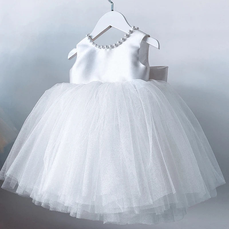 109A-Robe de Baptême Fille avec Nœud : Élégance et Confort pour les Moments Spéciaux de Votre Petite Princesse