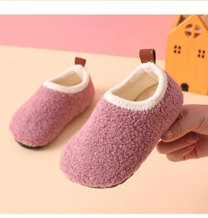 107L-Chaussons en Coton Douillets pour Enfants – Confort et Chaleur à Domicile