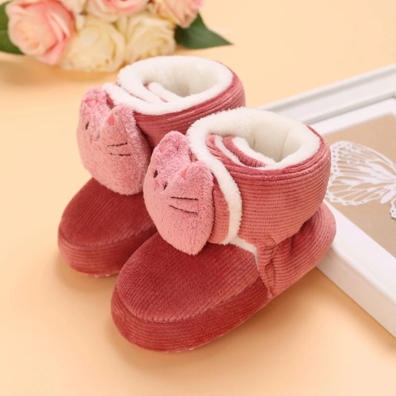 047-Chaussons Bébé d’Hiver – Douceur et Confort pour les Premiers Pas