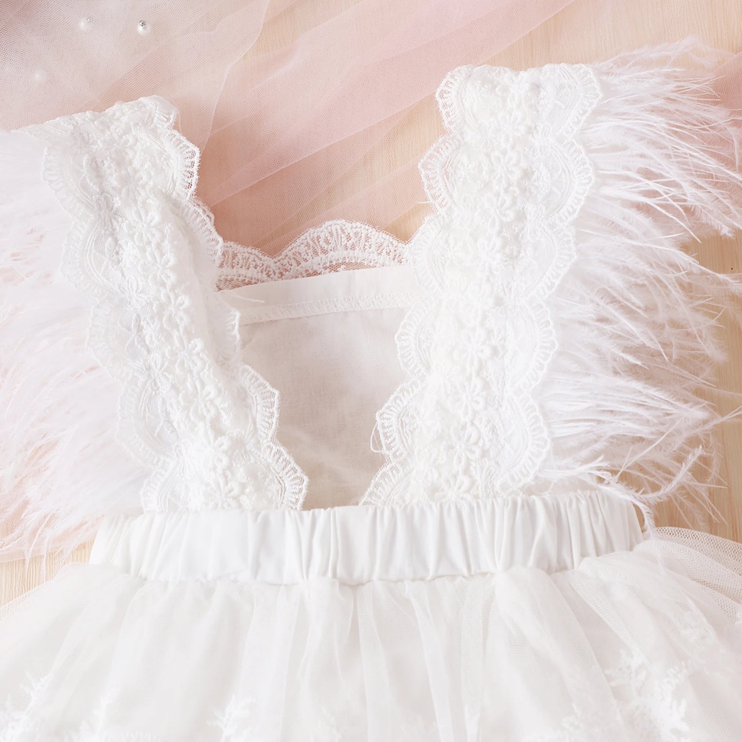 107T-Robe Princesse en Plumes pour Fille