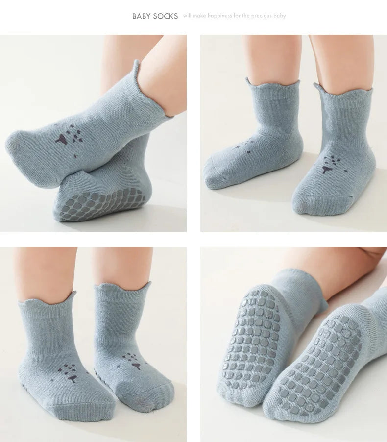 058H-Lot de 3 Paires de Chaussettes Bébé Antidérapantes – Motifs Cartoon