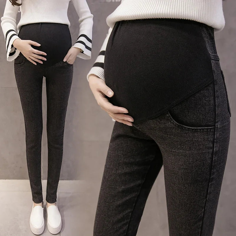 937-Jean Maternité Skinny – Élégance et Confort pour Futures Mamans